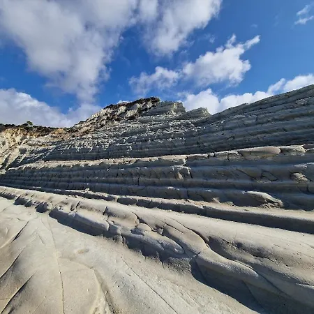 Апартаменты Scala Dei Turchi Реальмонте